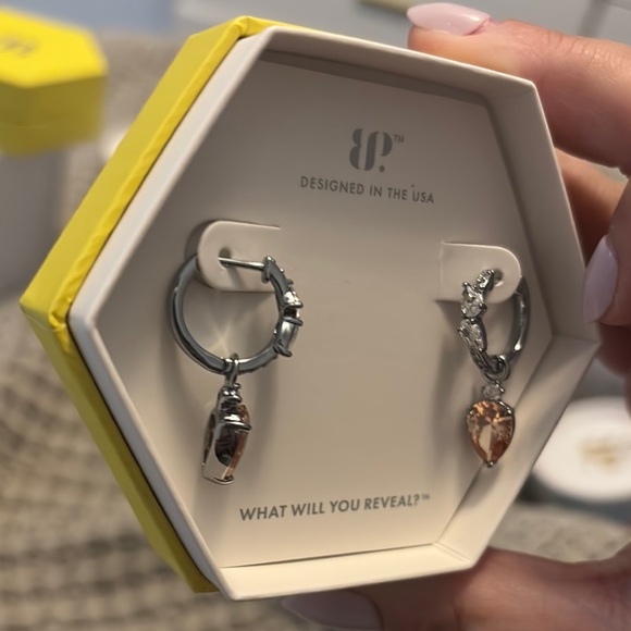 Bomb party earrings - Picture 1 of 2
